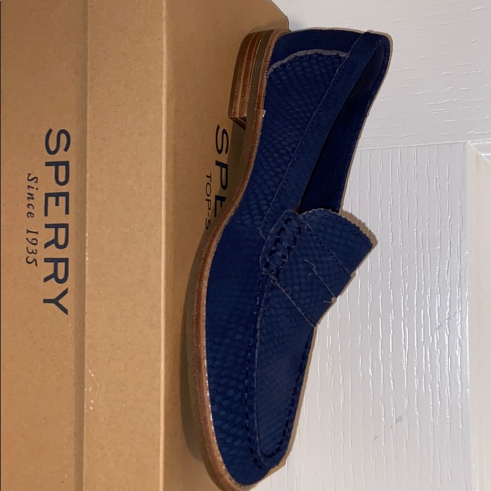 Brand New Sperry loafers